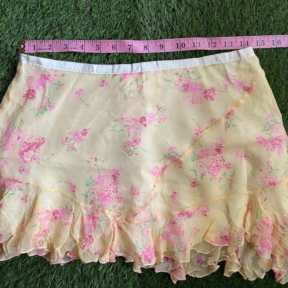 Abercrombie & Fitch floral skirt - Picture 10 of 11